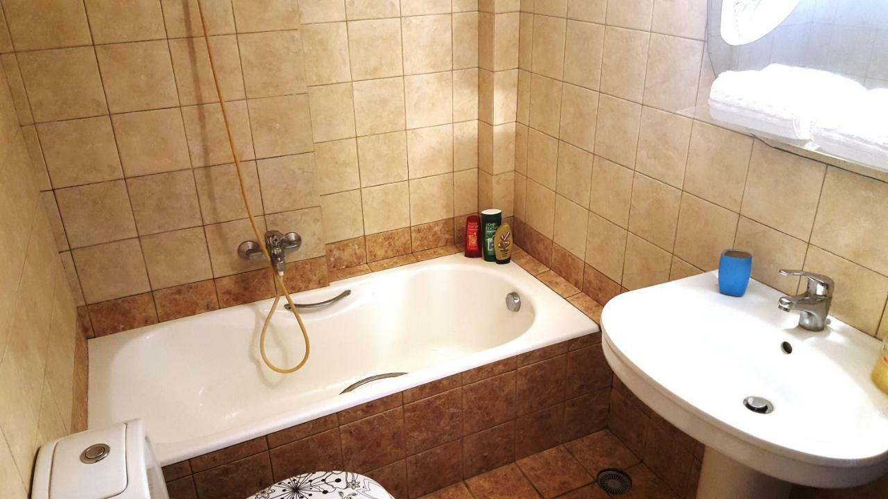 Horizon Apartment Athens Near To Acropolis, Sea & Subway ภายนอก รูปภาพ